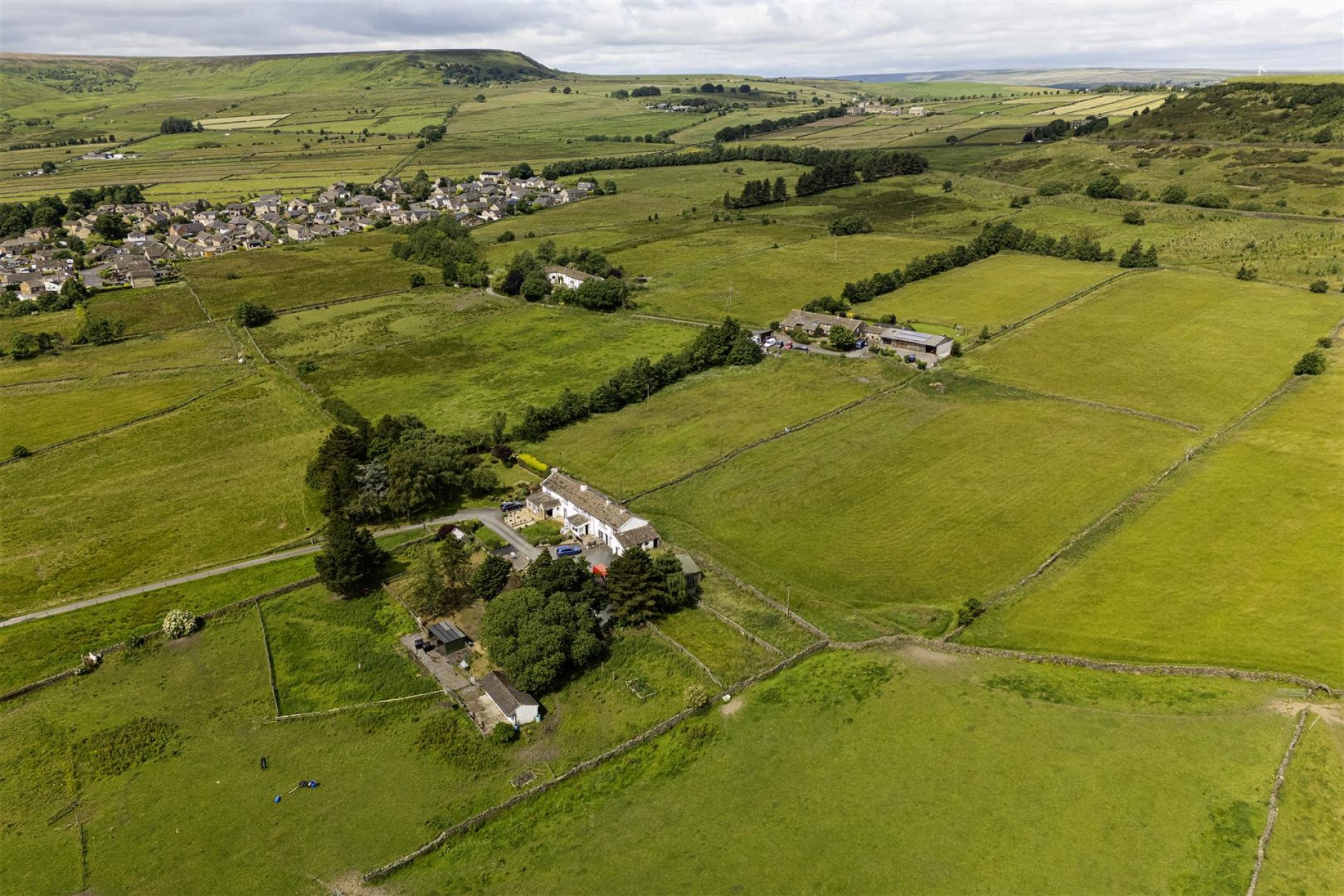Images for Highfield Crescent, Meltham, Holmfirth