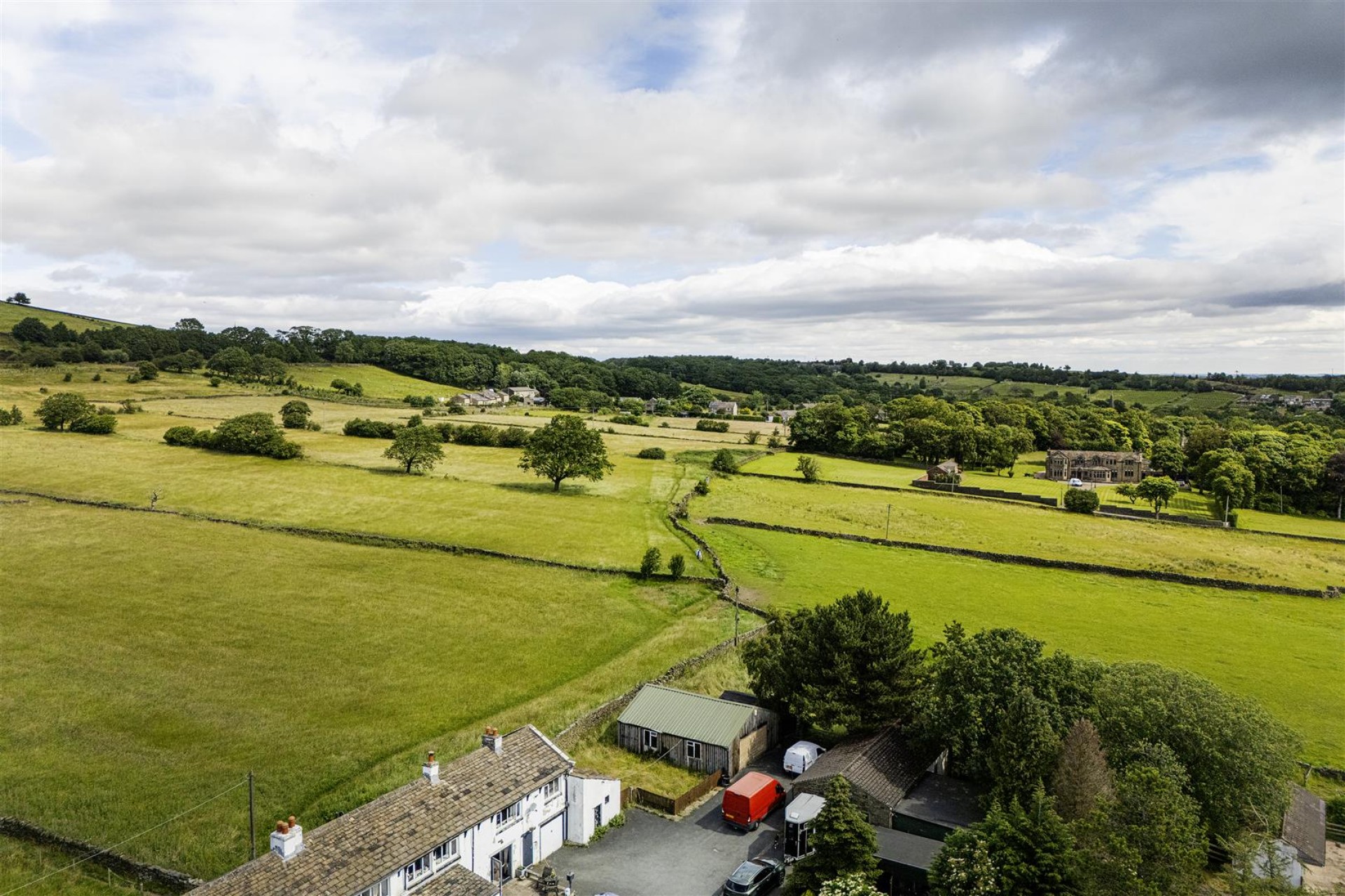Images for Highfield Crescent, Meltham, Holmfirth