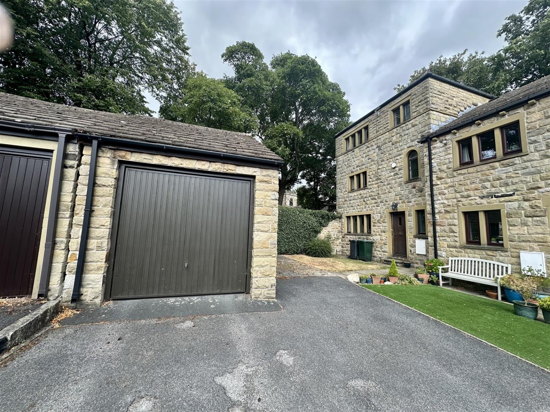 Images for Covey Clough Court, Mirfield