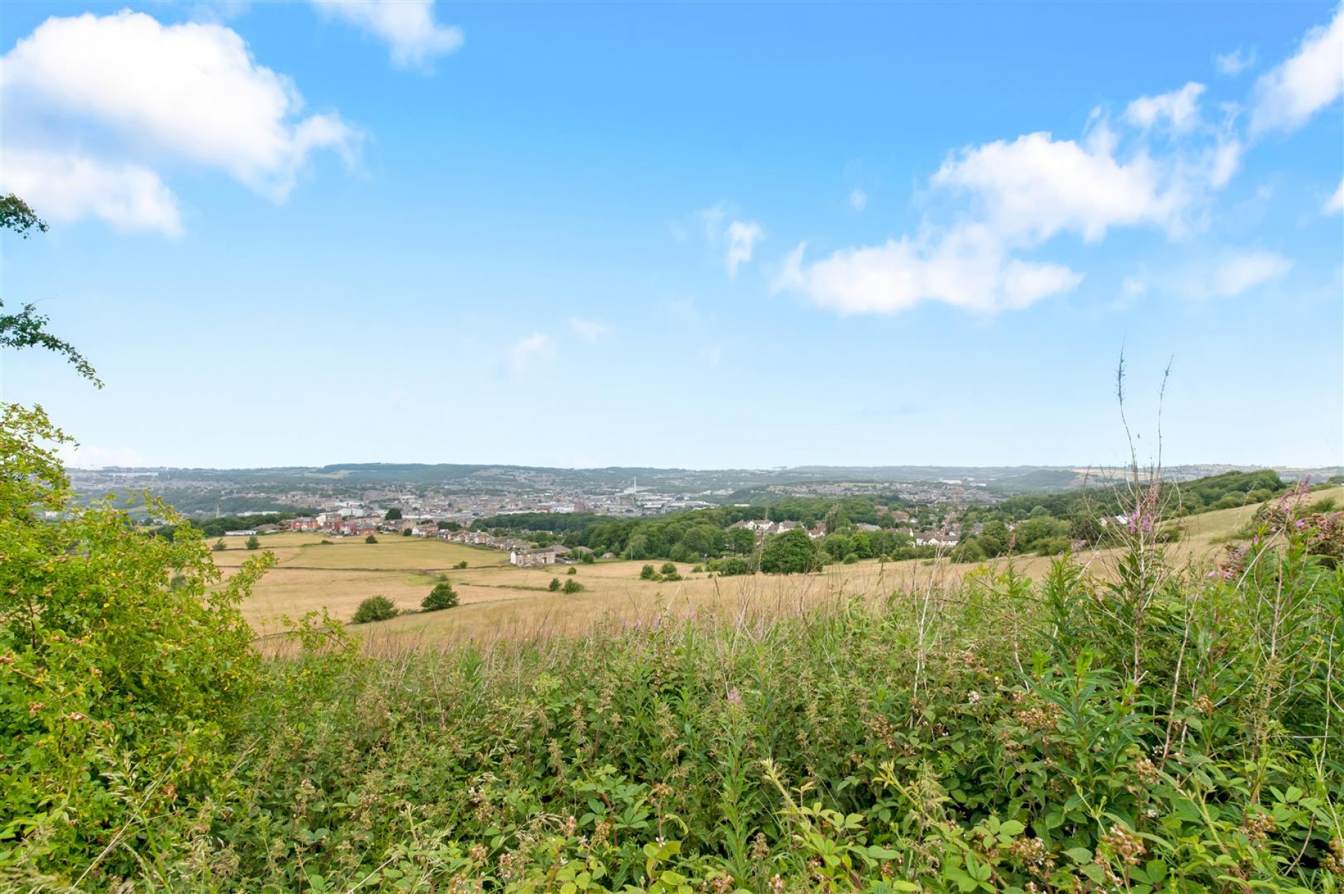 Images for Ashes Lane, Almondbury, Huddersfield
